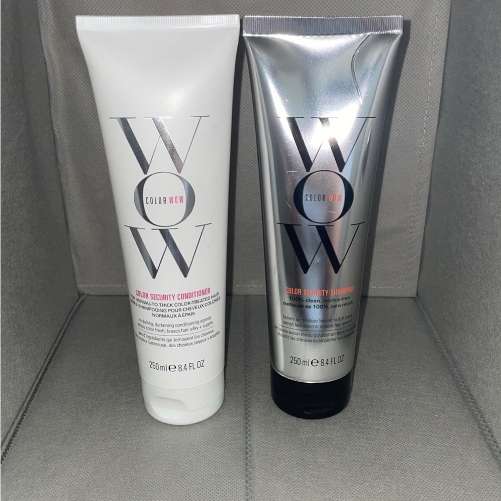 New sealed Color Wow shampoo and conditioner